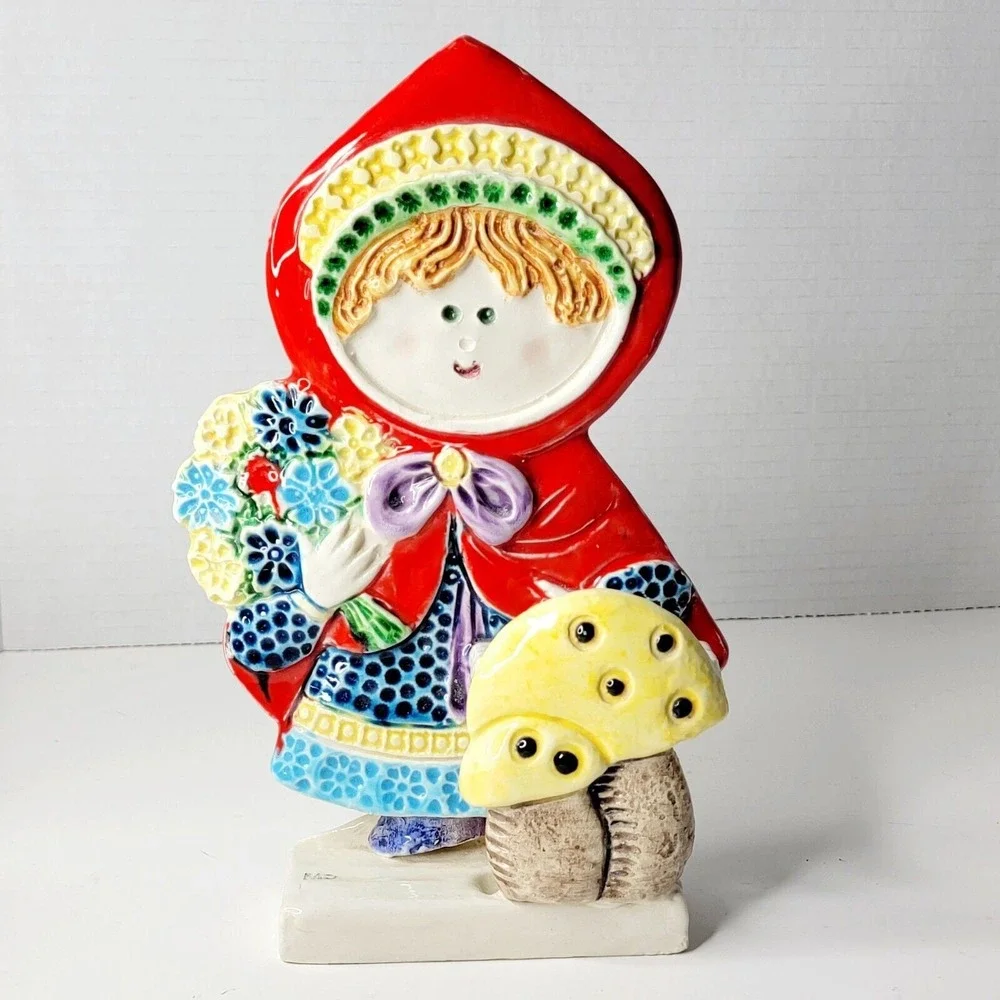 Vintage MD Girl in Red Cape Ceramic Toothbrush Holder Mushrooms Flowers Italy